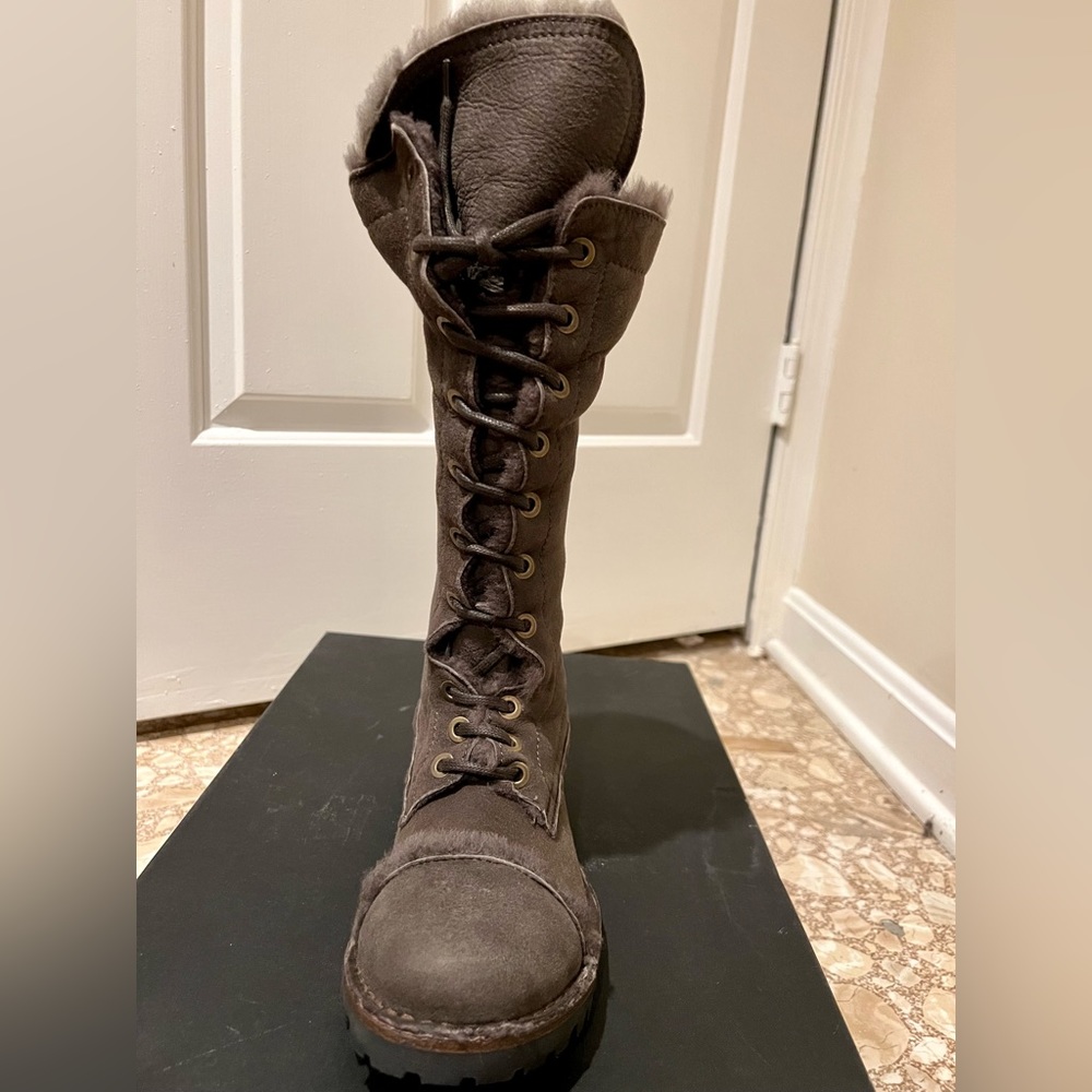 Studio Pollini shearling suede lace-up boots, size US 8, Italian 39